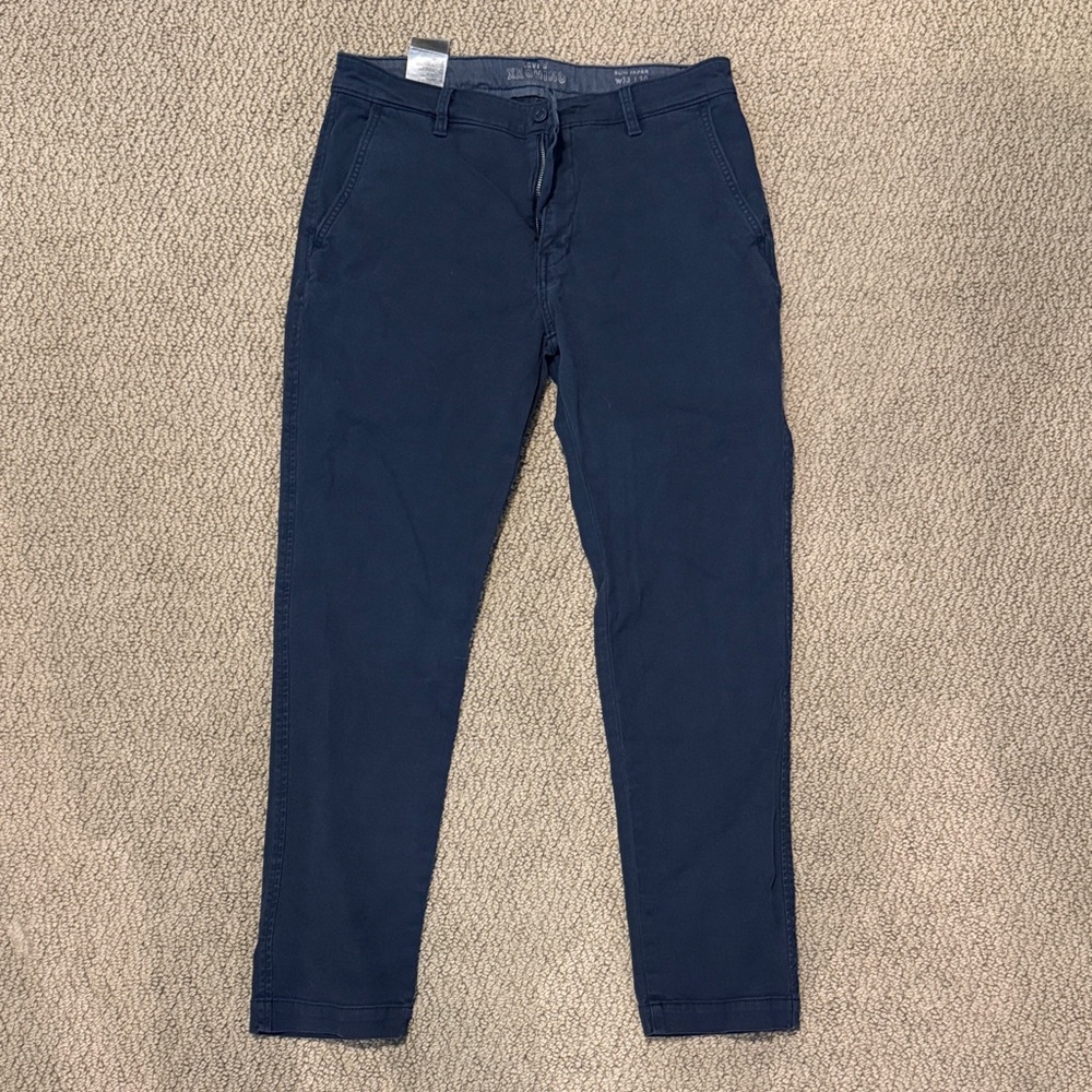 Levi's Men's Dark Blue Chinos
